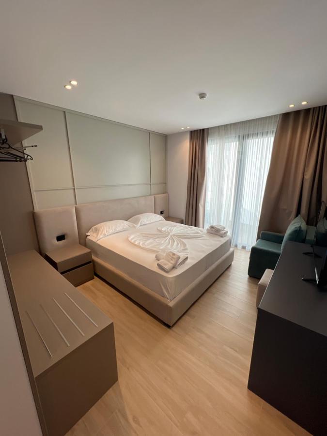 Hotel Onix Ksamil Exteriör bild