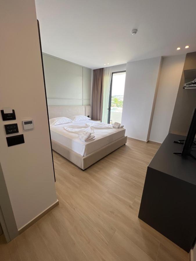 Hotel Onix Ksamil Exteriör bild