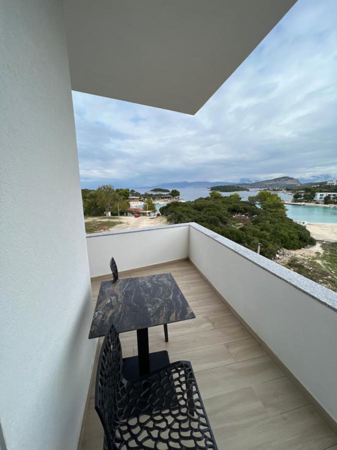 Hotel Onix Ksamil Exteriör bild