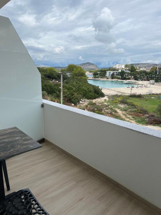Hotel Onix Ksamil Exteriör bild