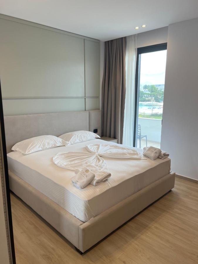 Hotel Onix Ksamil Exteriör bild