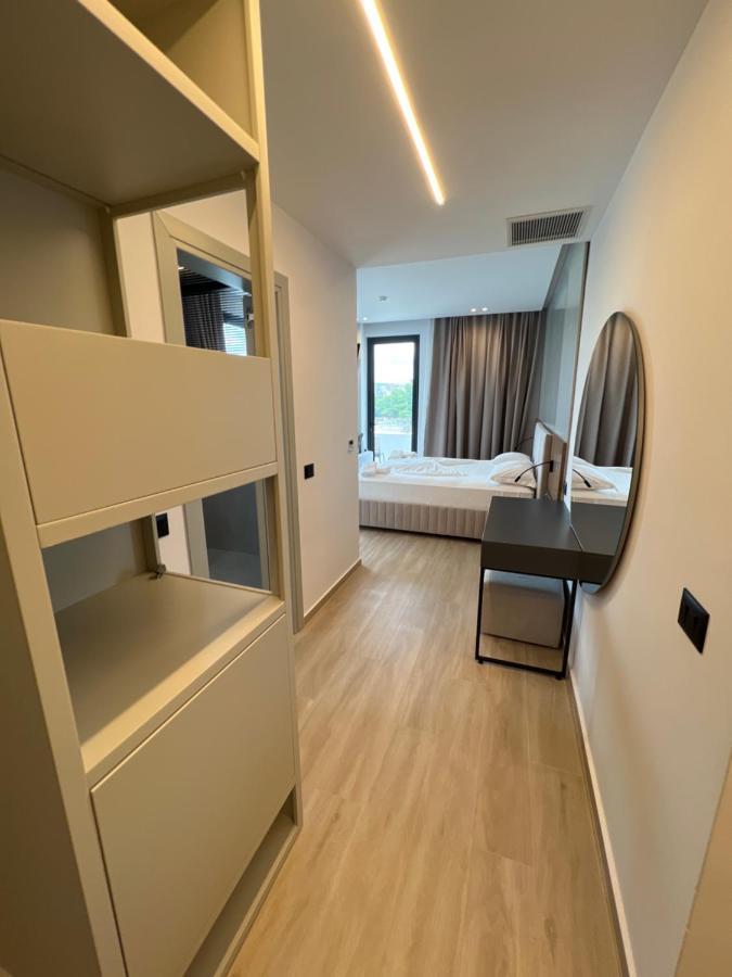 Hotel Onix Ksamil Exteriör bild