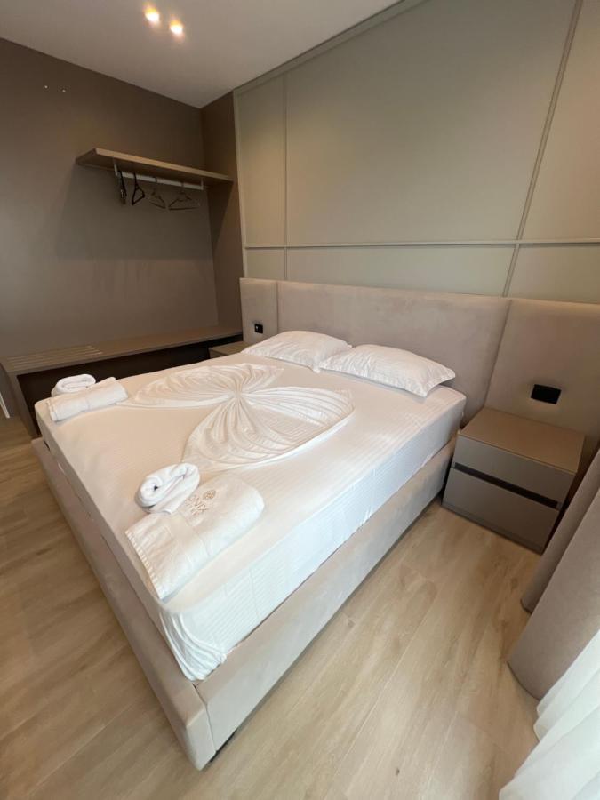 Hotel Onix Ksamil Exteriör bild